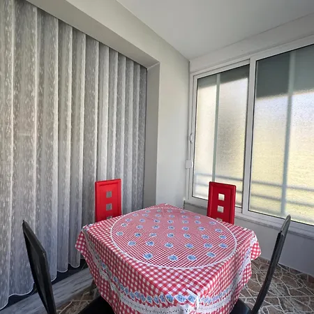 One Bedroom Flat *